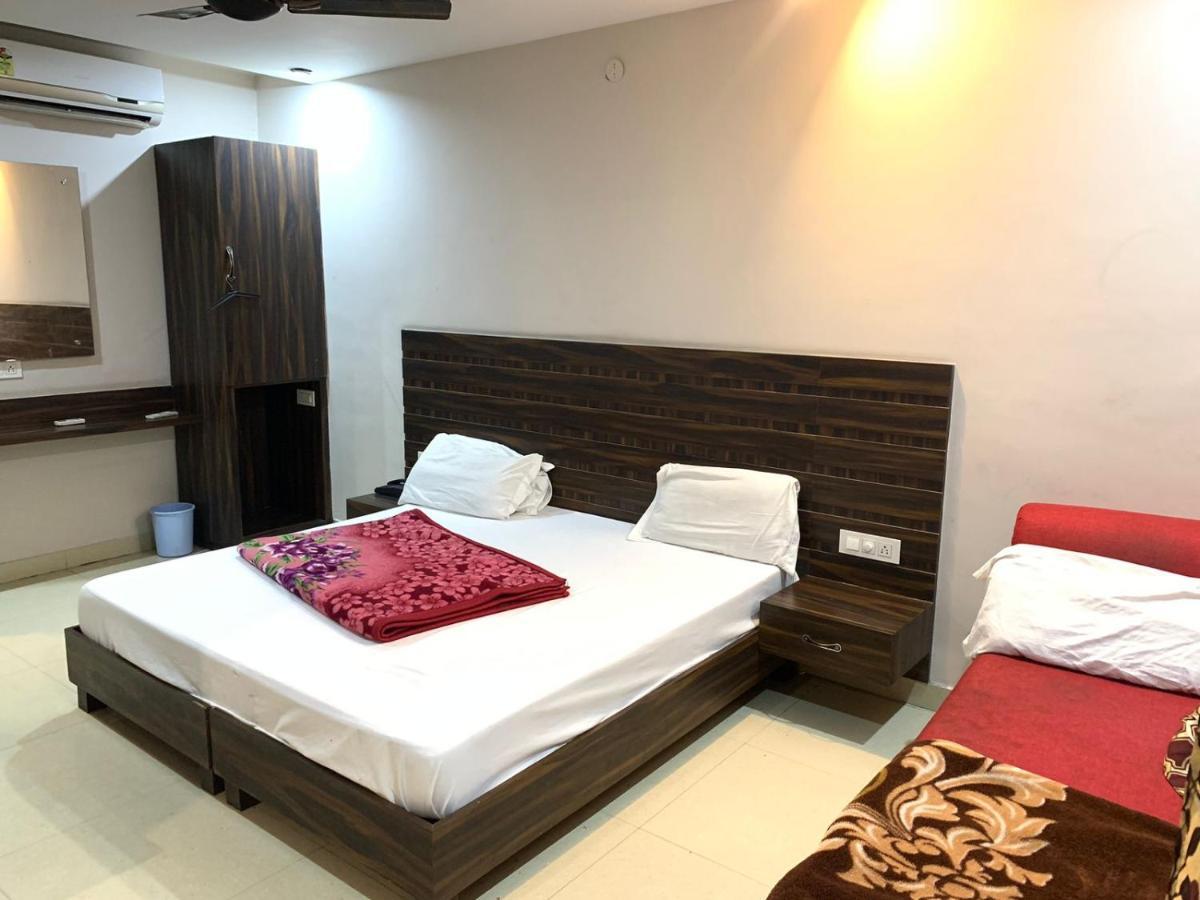 Hotel Sukhman Residency アムリトサル エクステリア 写真